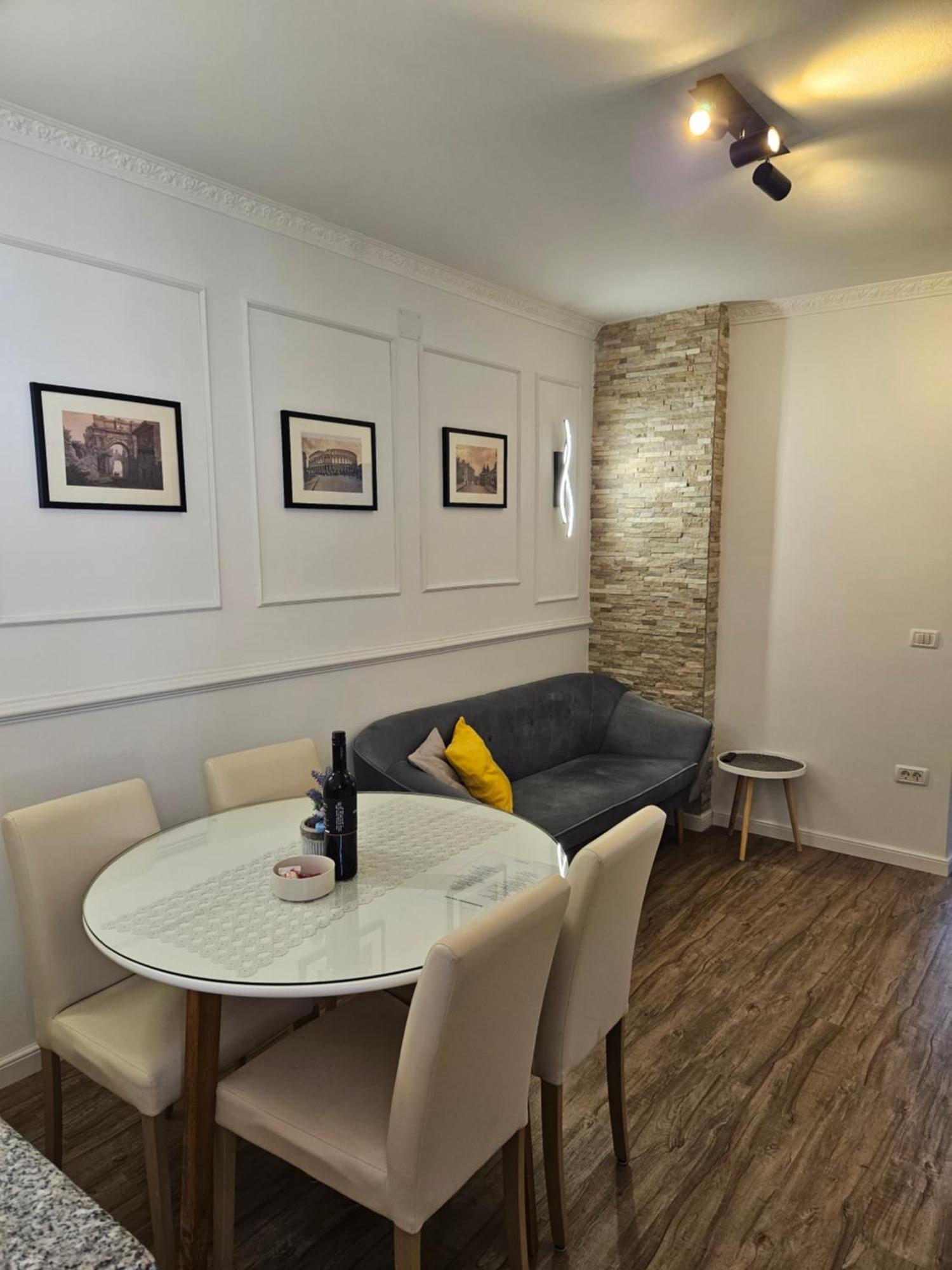 Apartmani M&L Medulin Exterior foto